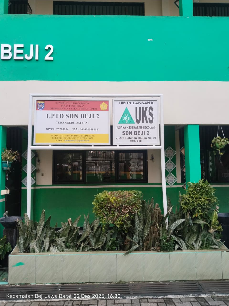 Papan Nama Sekolah